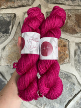 Load image into Gallery viewer, 12ply Merino &#39;Barbie&#39;