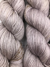 Load image into Gallery viewer, 4ply Silk / Merino &#39;That Moon&#39;