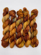 Load image into Gallery viewer, 4ply Corriedale Mini-skeins &#39;Silt &amp; Stone&#39;
