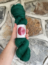 Load image into Gallery viewer, 8ply Merino &#39;Emerald&#39;