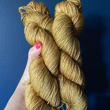 Load image into Gallery viewer, 8ply Kiwi Silk/Merino &#39;Ginger Crunch&#39;