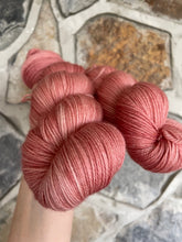 Load image into Gallery viewer, 4ply Merino &#39;Carnation&#39;
