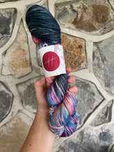 Load image into Gallery viewer, 8ply Silk/Merino &#39;Stardust&#39;